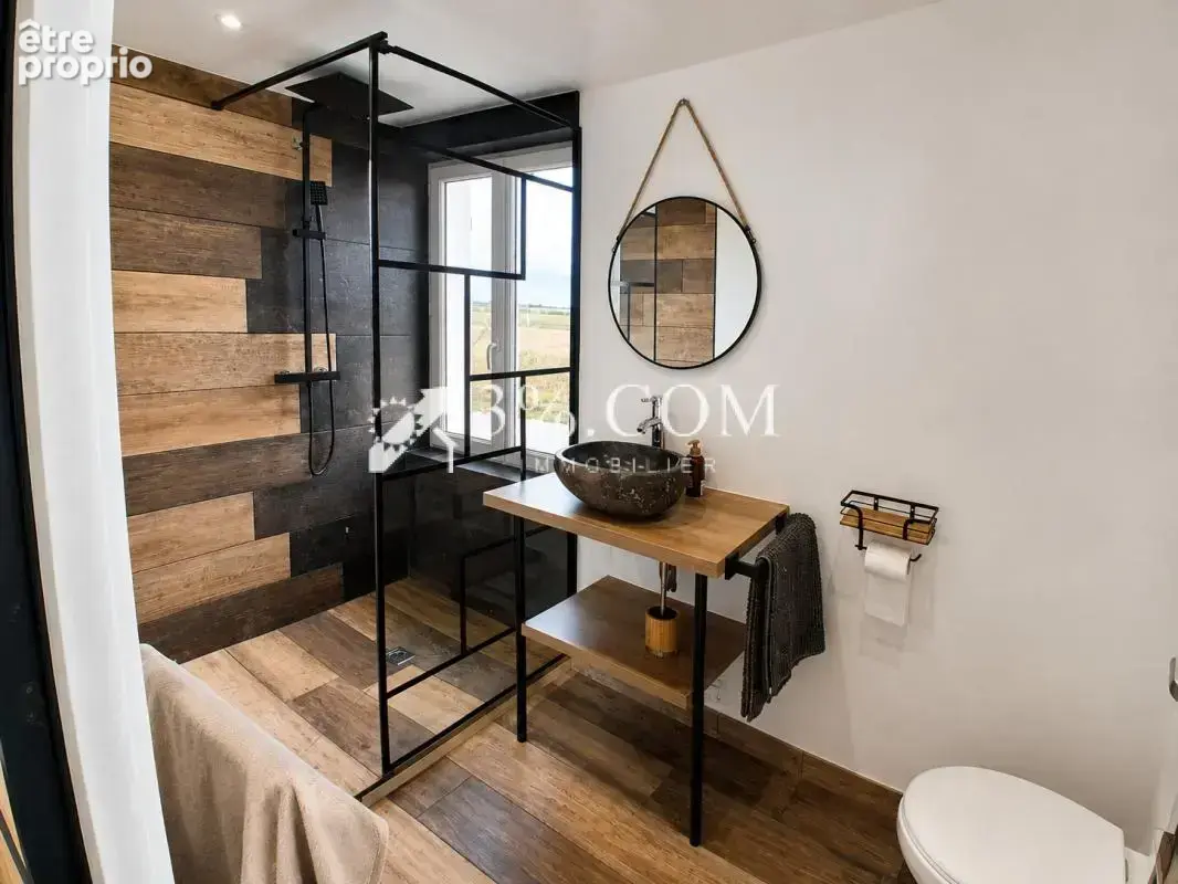 Maison de 130 m2 avec étang sur plus de 4 000 m2 de terrain - photo 10