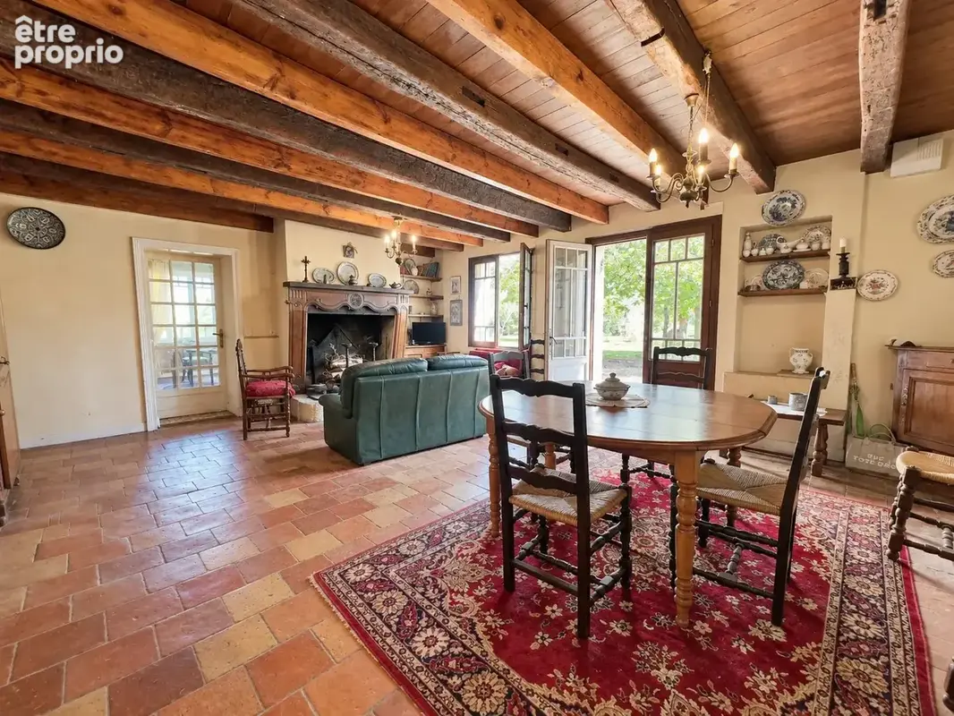 Ensemble immobilier dans un environnement champêtre - photo 8