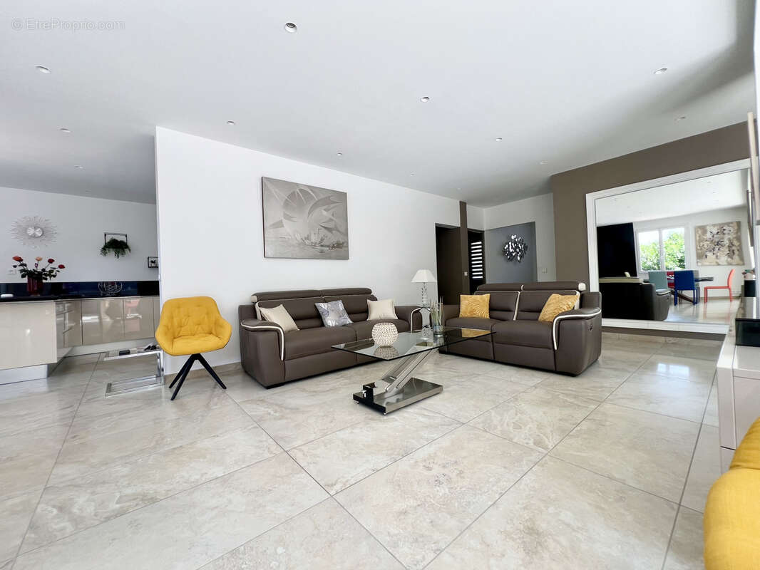 Maison à LA PENNE-SUR-HUVEAUNE