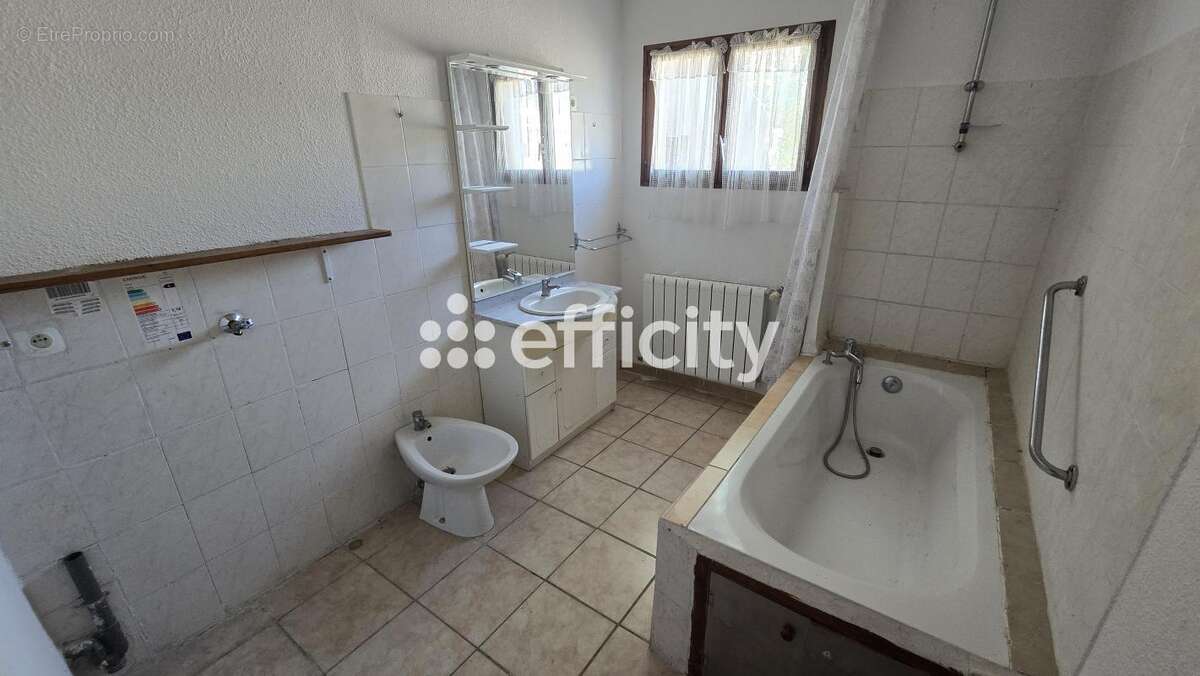 Maison 136 m² à Cessenon-Sur-Orb  - photo 13