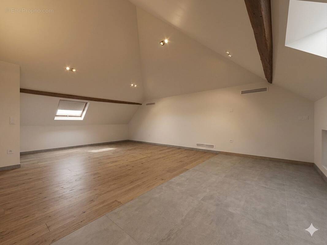 Appartement à CHATENOIS