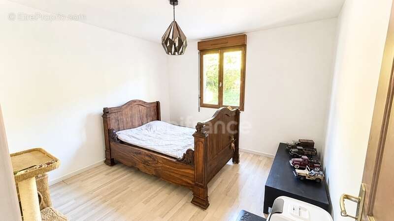 Maison à vendre 4 pièces ETRIGNY (71) - photo 8