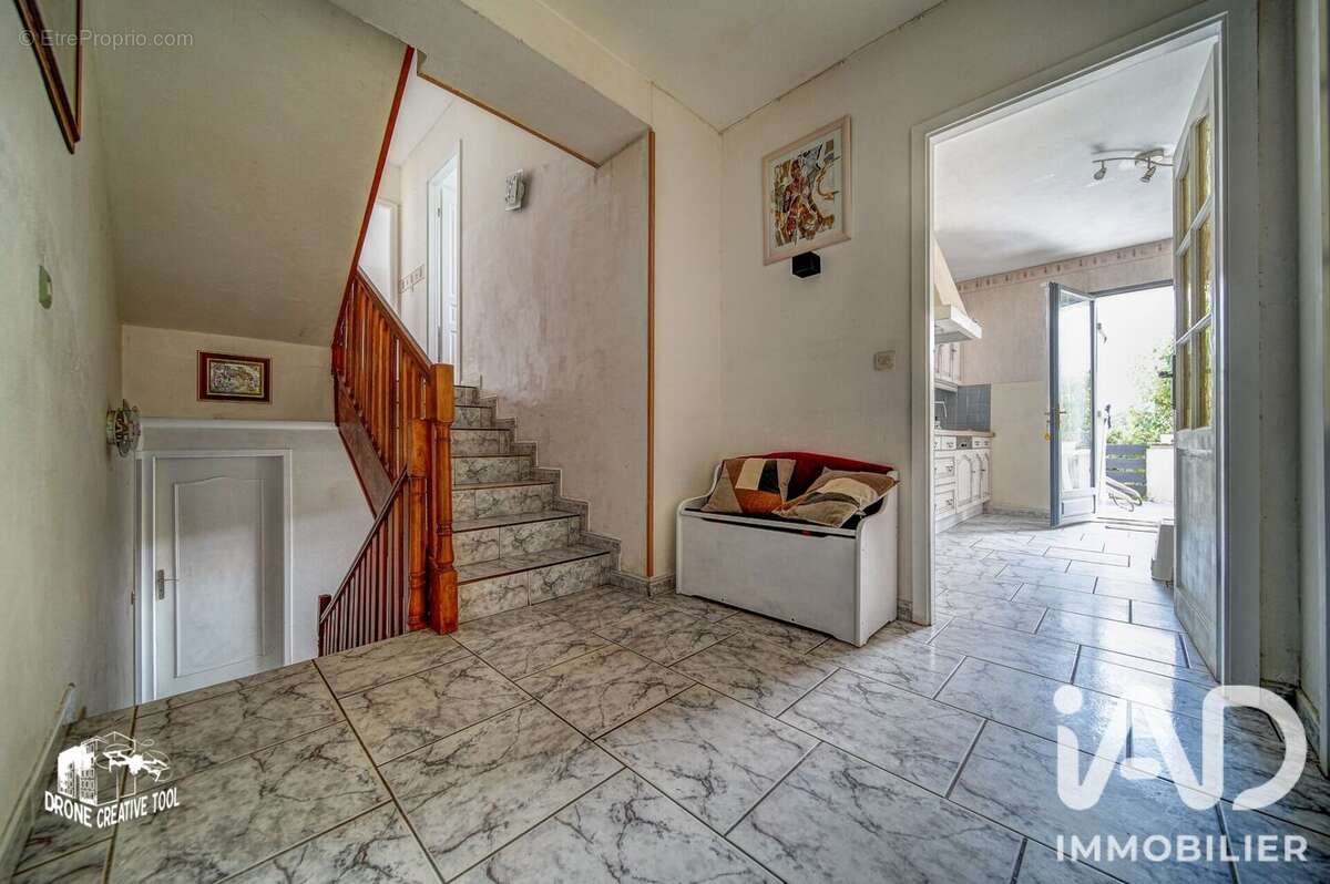 Maison 153 m² à Verny  - photo 8