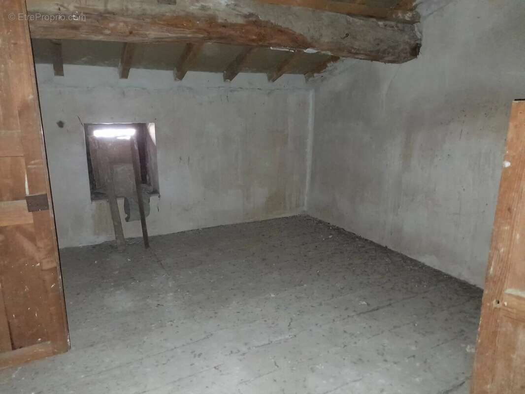 Maison à LAURE-MINERVOIS