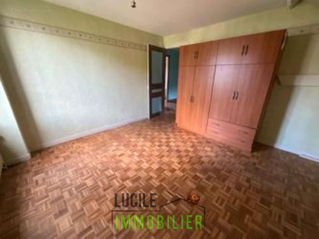 Maison 4 chambres 9 - Maison à LE VAUROUX