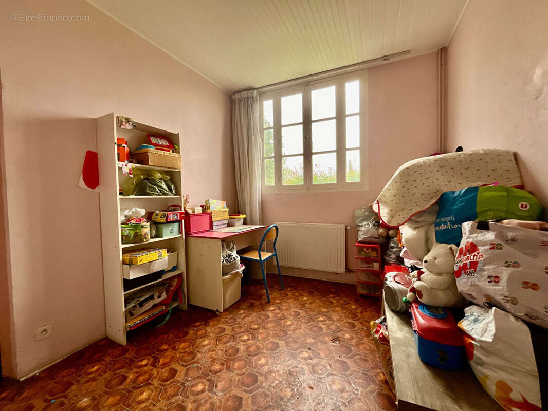 Maison à SAINTE-LIVRADE-SUR-LOT