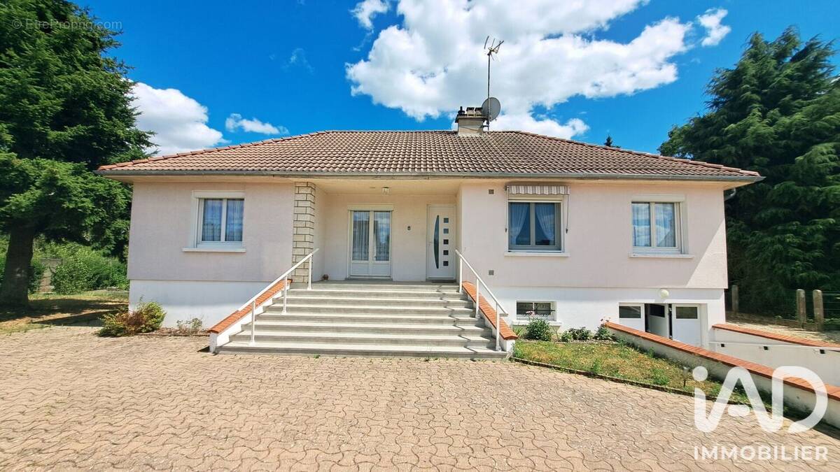 Photo 1 - Maison à CHALETTE-SUR-LOING
