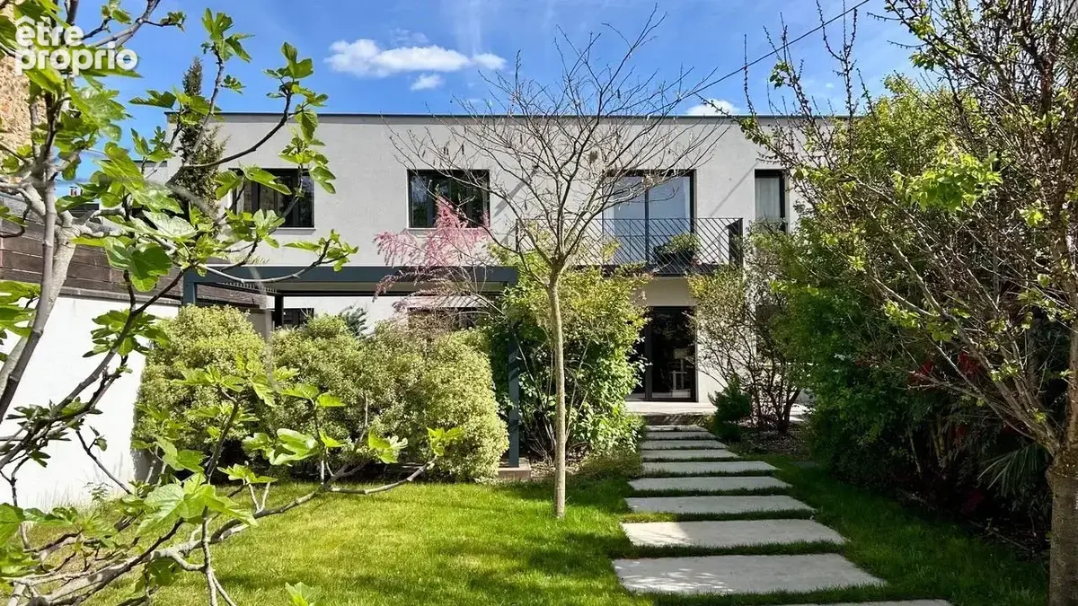 Photo Maison à Saint-Maur-Des-Fosses au prix de 1 475 000€