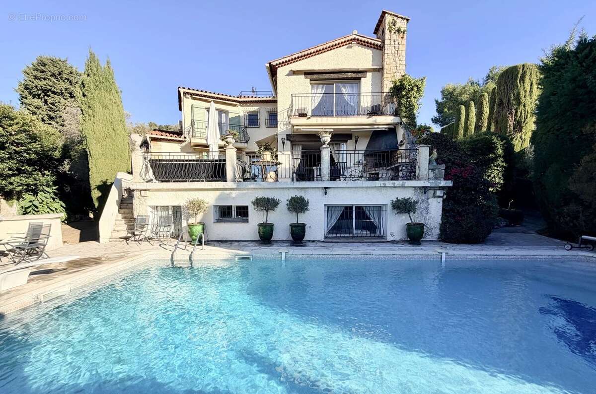 Maison à CANNES