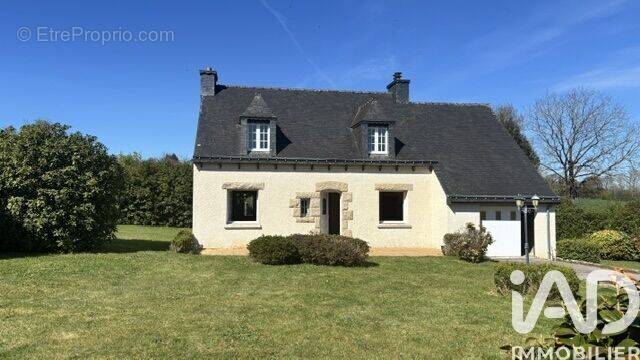 Photo 1 - Maison à SAINT-COULITZ
