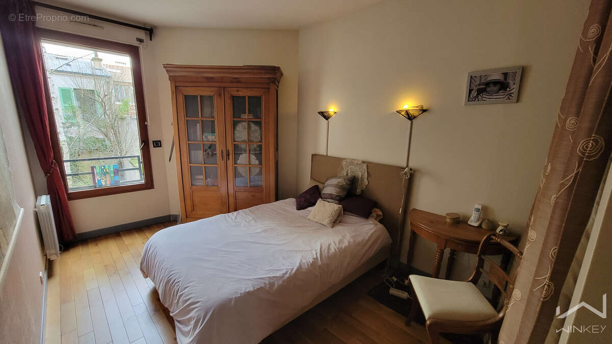 Appartement à PARIS-10E