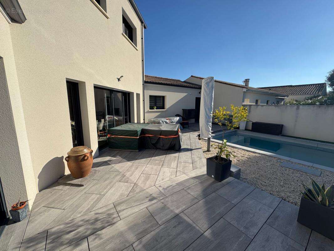 Maison à SAINT-SULPICE-DE-ROYAN