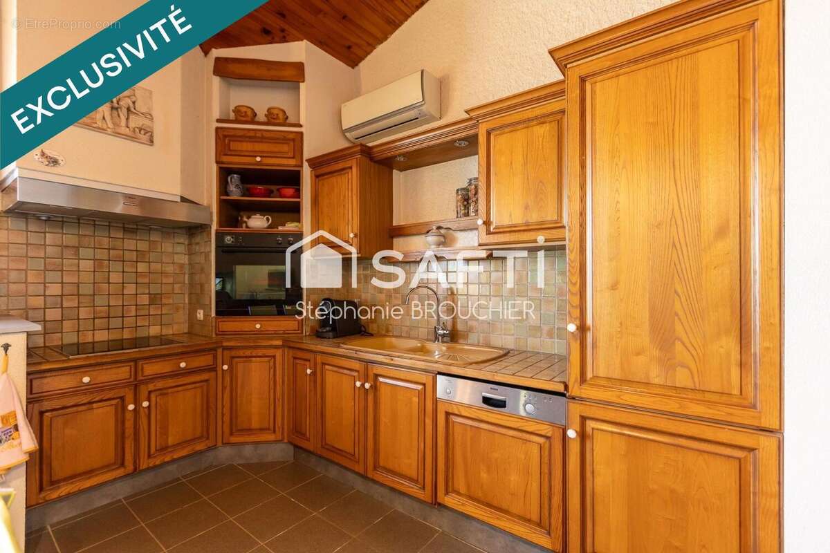 Maison 92 m² à Sampzon  - photo 6