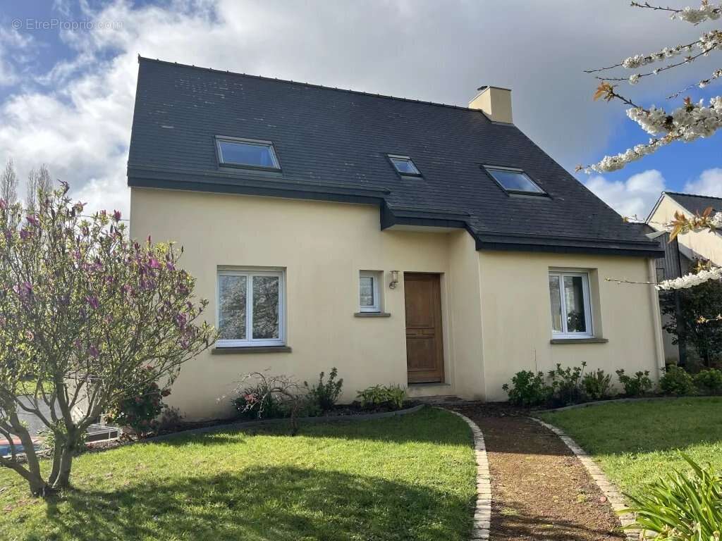 Maison à DINAN