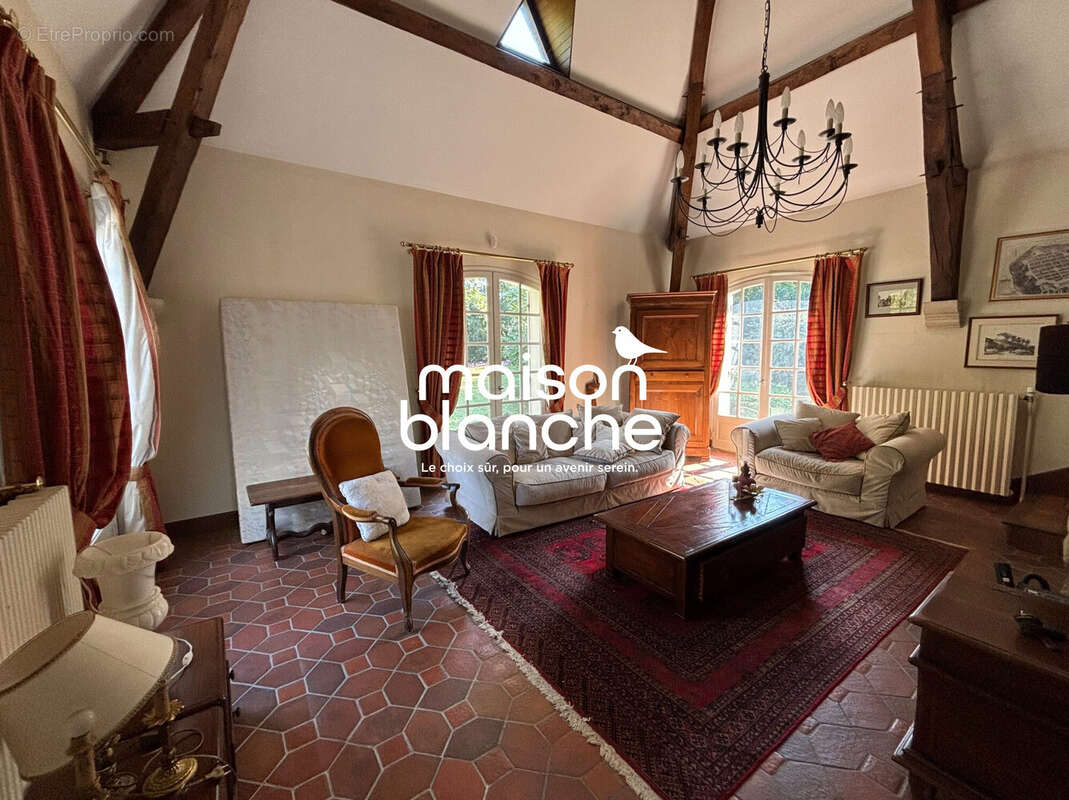 Maison à BOUCHEMAINE