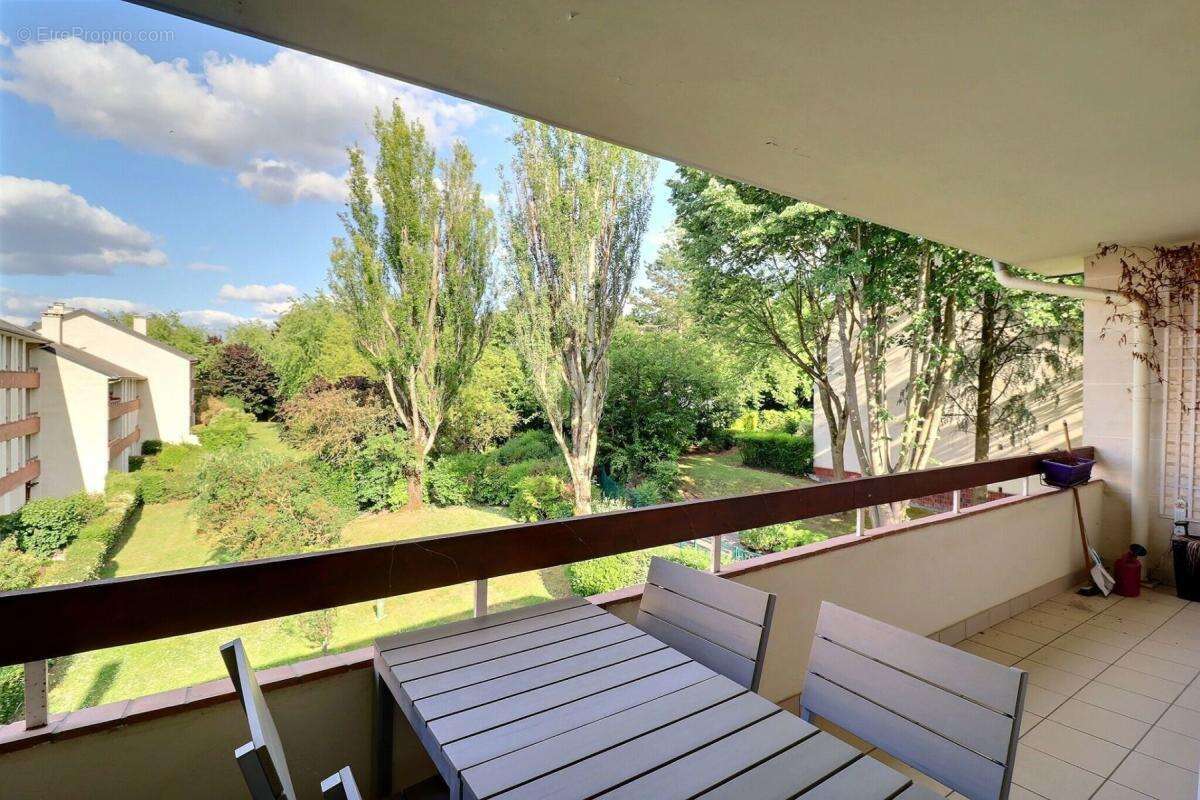 Appartement à LOUVECIENNES