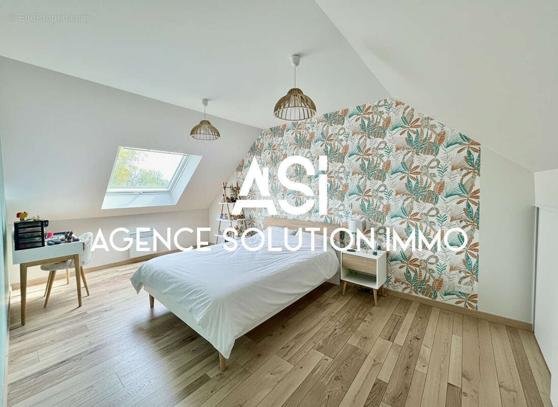 Maison à SAINT-OUEN-DES-TOITS