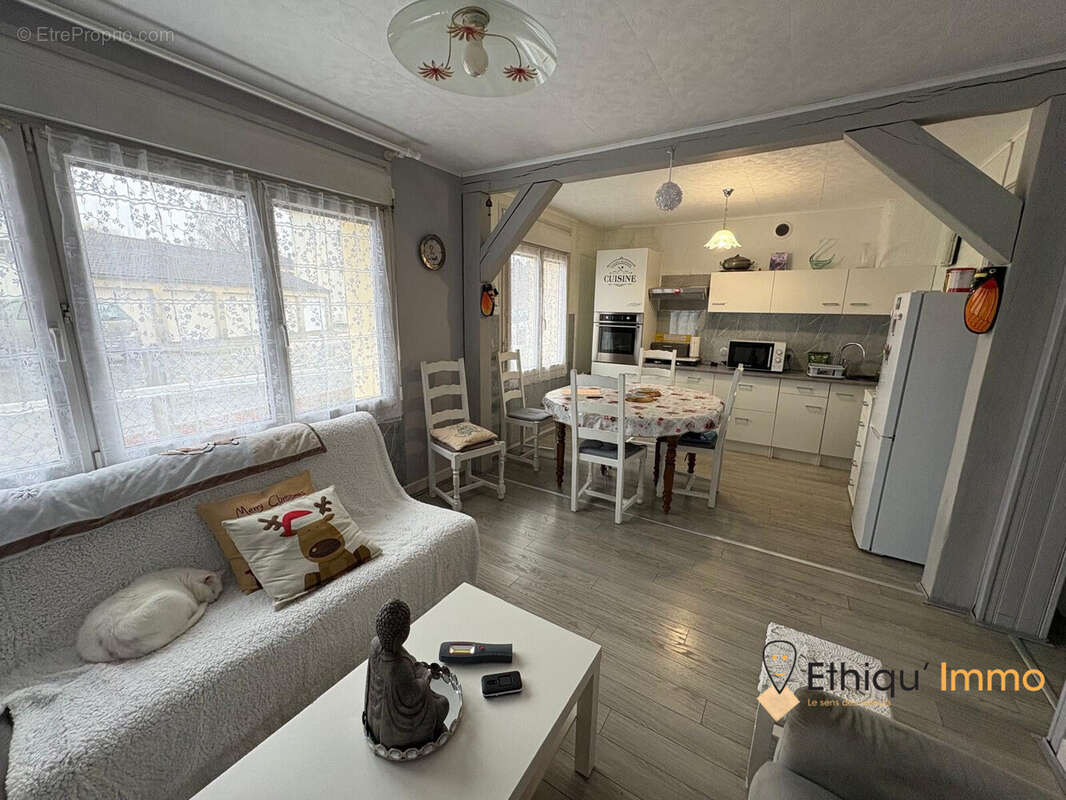 Maison à BAR-SUR-AUBE
