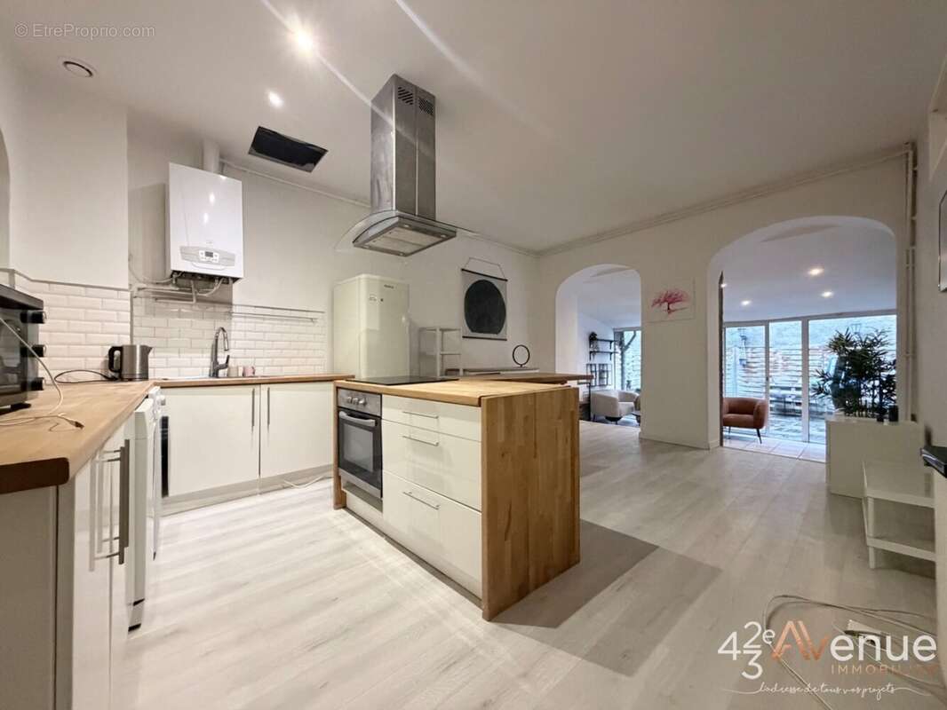 Appartement à SAINT-ETIENNE