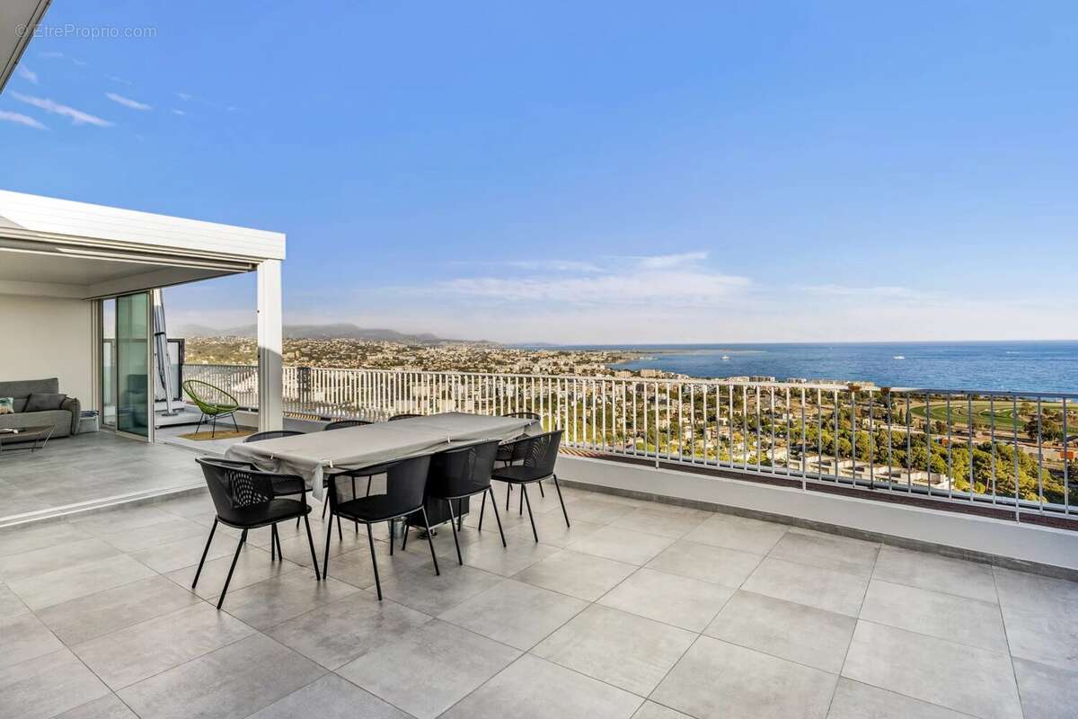 Appartement à CAGNES-SUR-MER