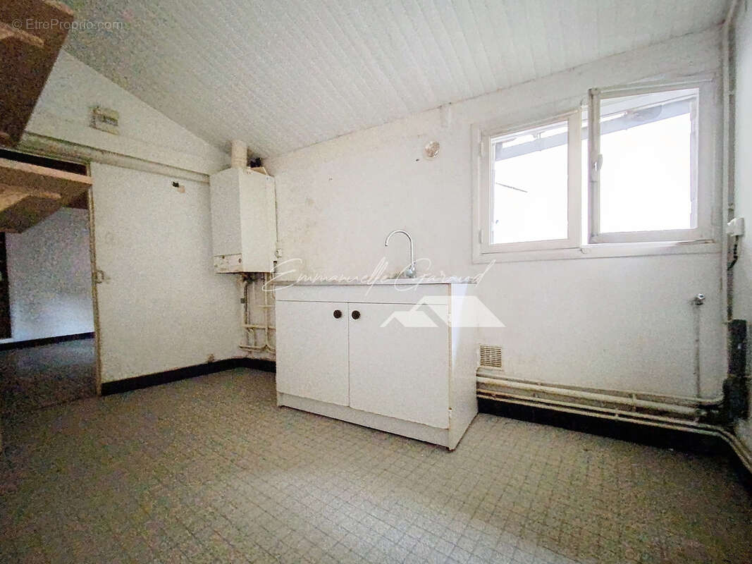 EXCLUSIVITE - Appartement 2 pièces avec pièce annexe de 24 m2 - photo 5