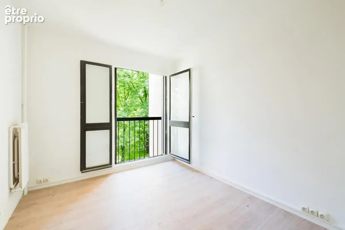Appartement T5 lumineux au cœur d’une résidence arborée – 91 m² – Marseille 10ᵉ - photo 4
