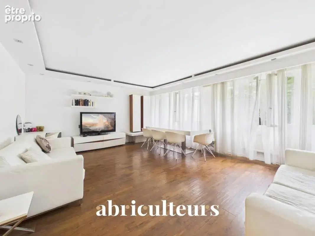 Photo Appartement à Saint-Mande au prix de 775 000€