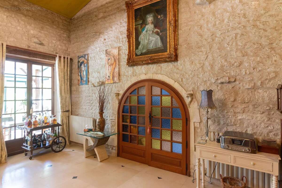 Maison à SEGONZAC