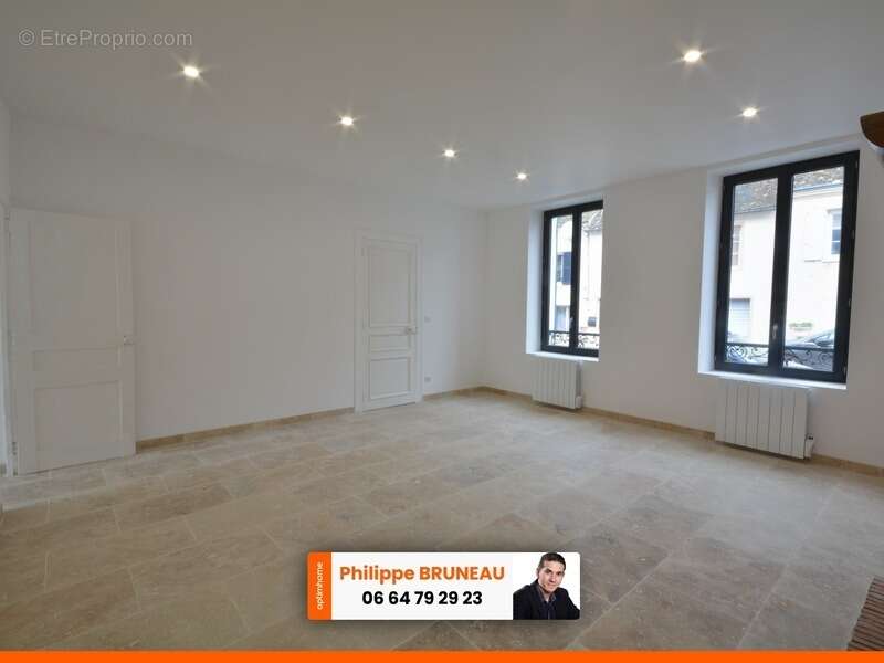 Maison à IVRY-LA-BATAILLE