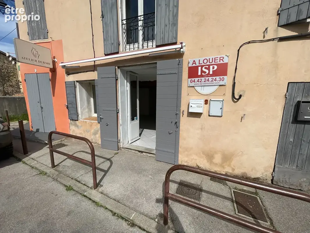 Local Commercial - Les Milles - 2 pièces - 55m² - photo 12