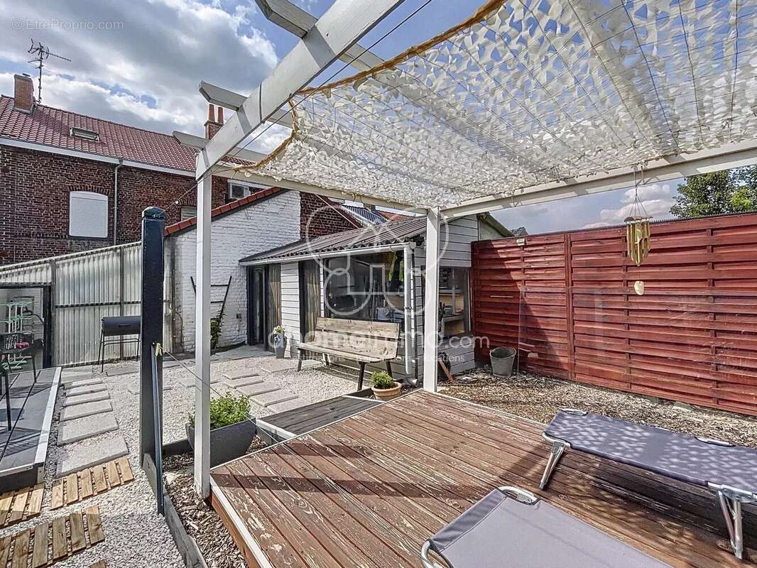 Maison à ROOST-WARENDIN