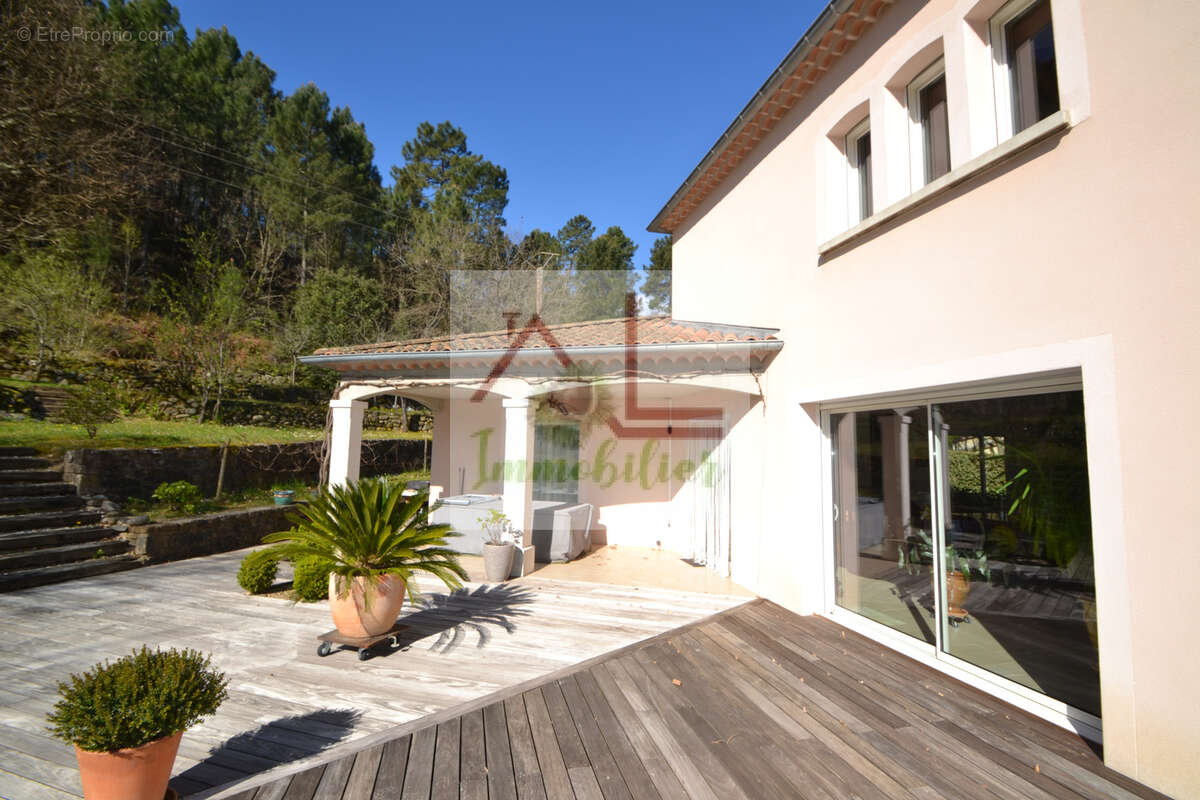 Maison à CHAMBONAS