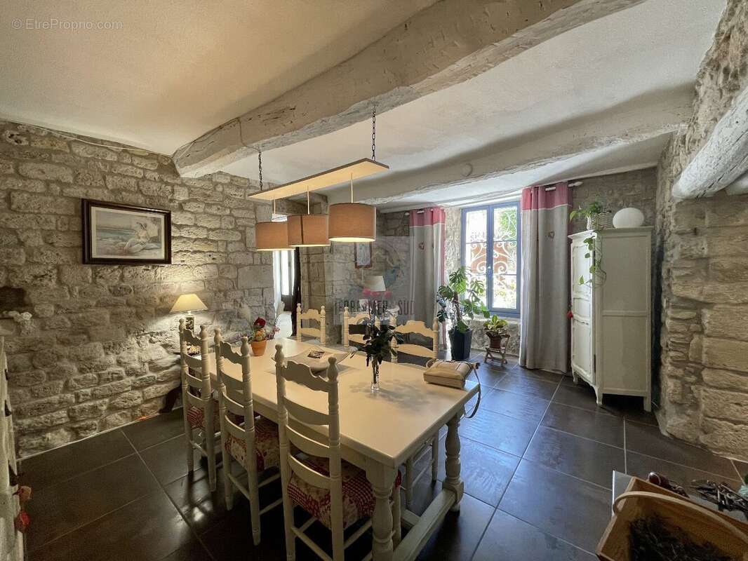 Maison à MAGALAS