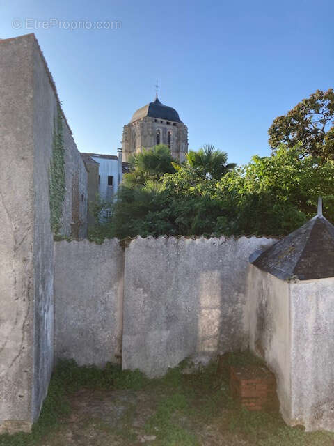 Maison à CORME-ROYAL
