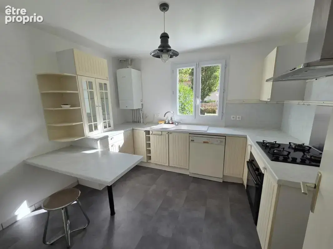 Agréable maison familial, secteur résidentiel - photo 4