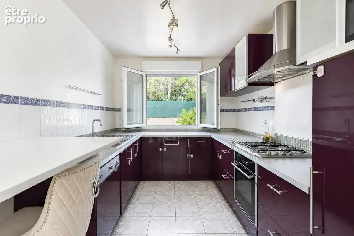 Maison de 5 pièces de plus de 120 m² à Argenteuil avec annexe - photo 4
