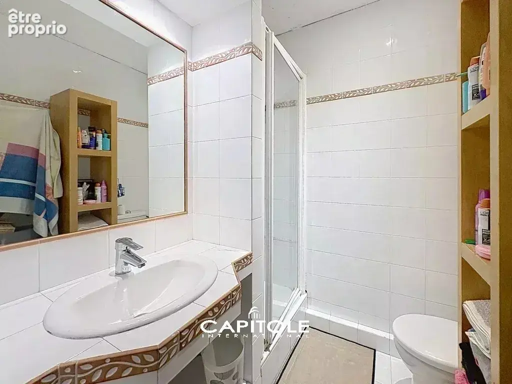 Exclusivité - Grand appartement bourgeois climatisé en centre-ville,  128 m² , cave et parking sous-sol. - photo 12