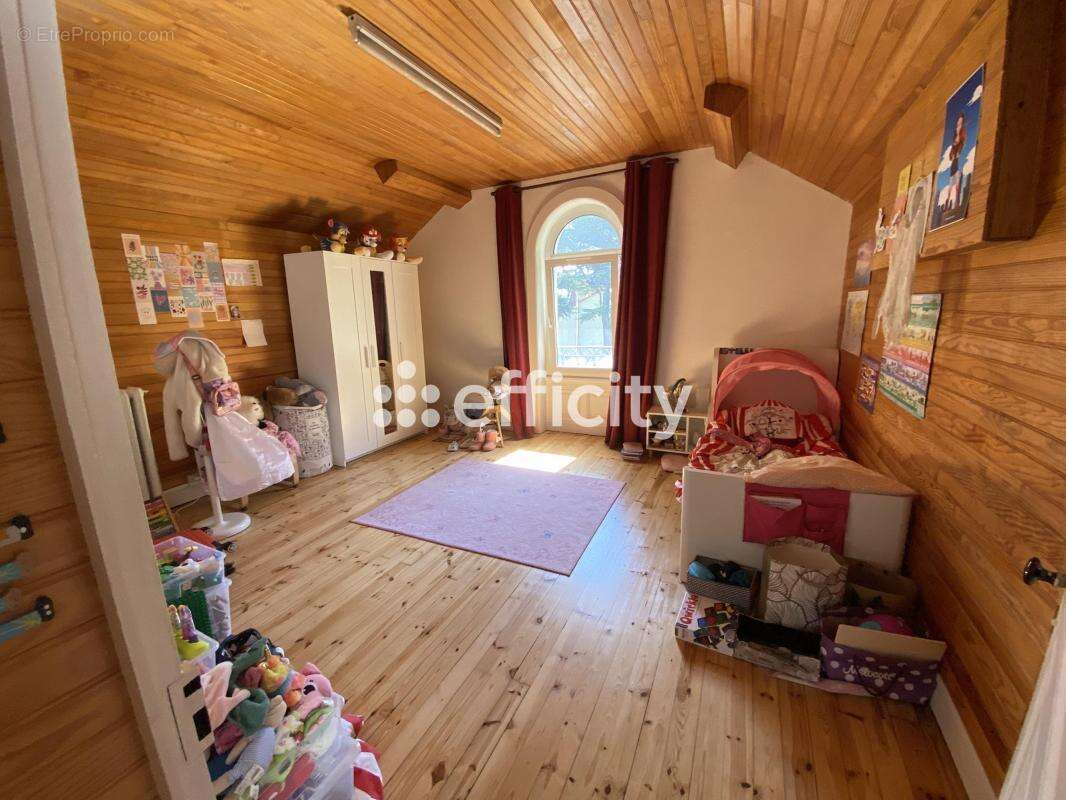 Maison à SAINT-ETIENNE