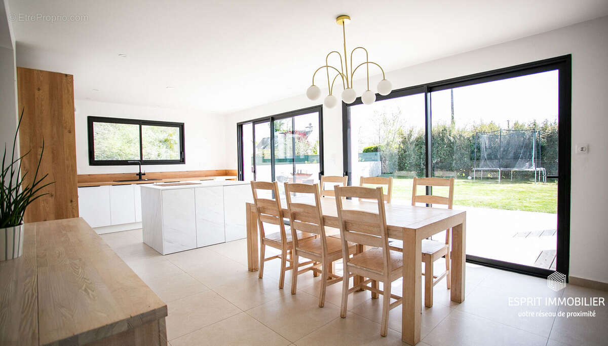 Maison à RIEC-SUR-BELON