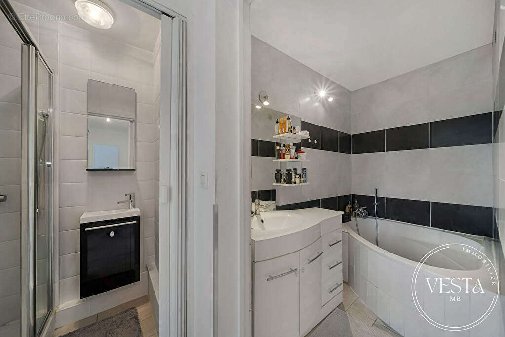 Appartement à CHENOVE