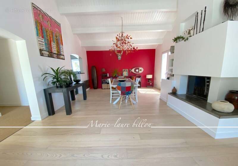 Maison à SAINT-HILAIRE-DE-RIEZ