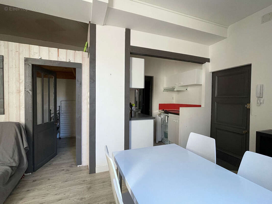 Studio Centre-Ville LA ROCHELLE - photo 6