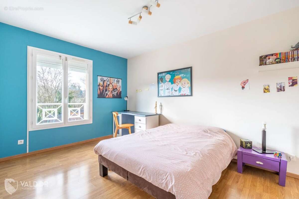 Maison à LACHASSAGNE