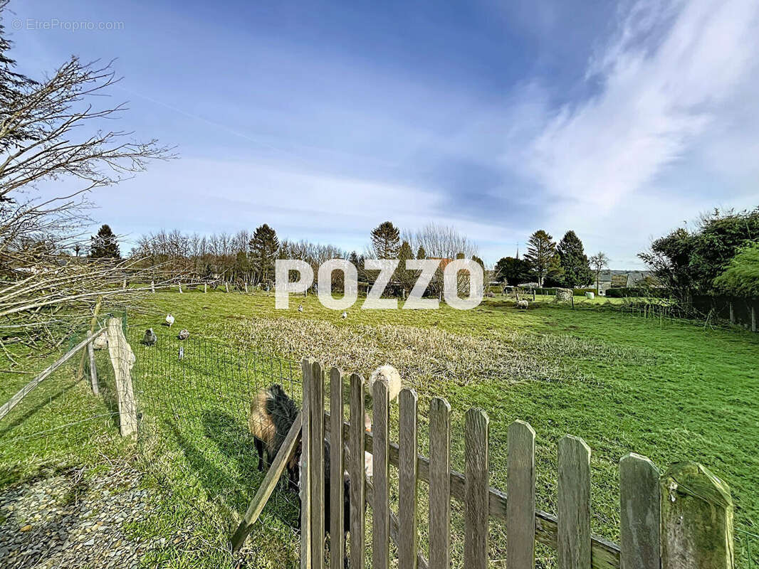 Maison à CHERENCE-LE-HERON