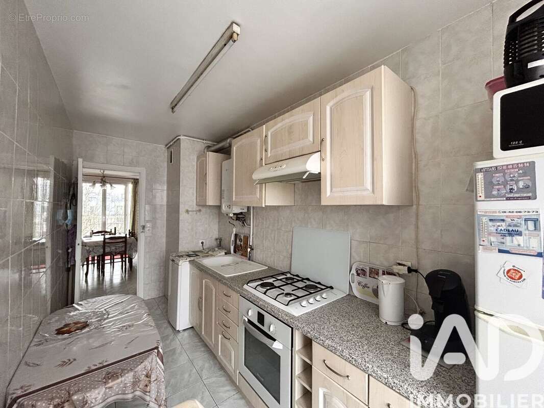 Photo 5 - Appartement à CHOISY-LE-ROI