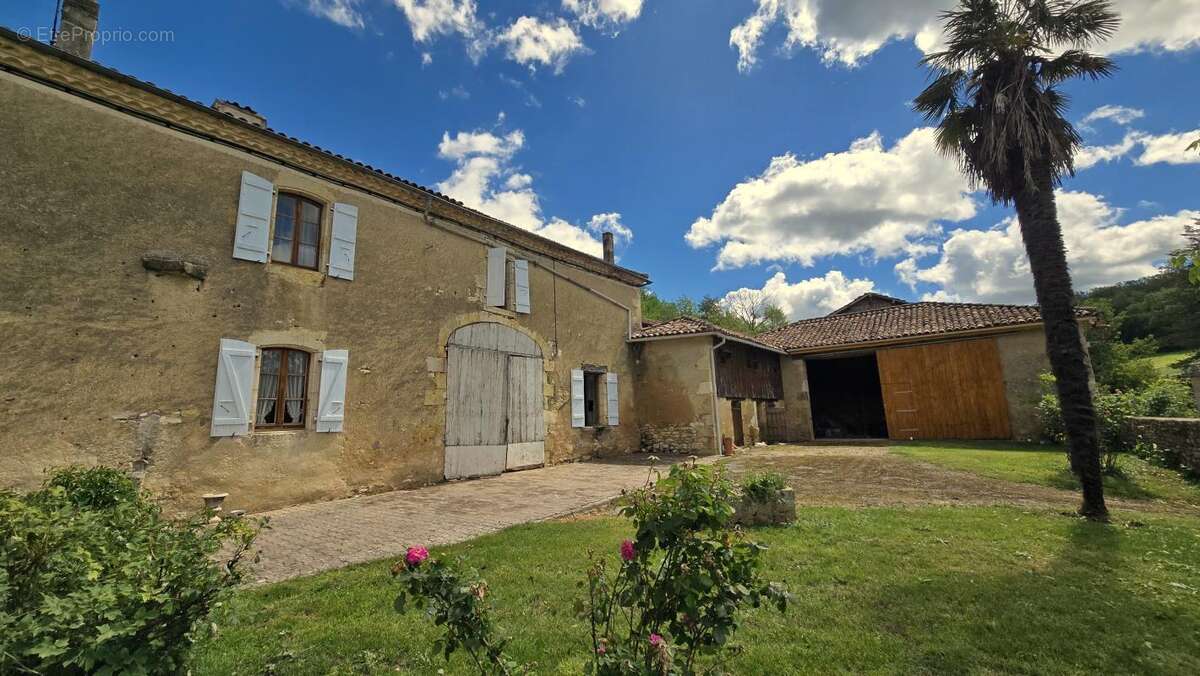 Maison de village - photo 11