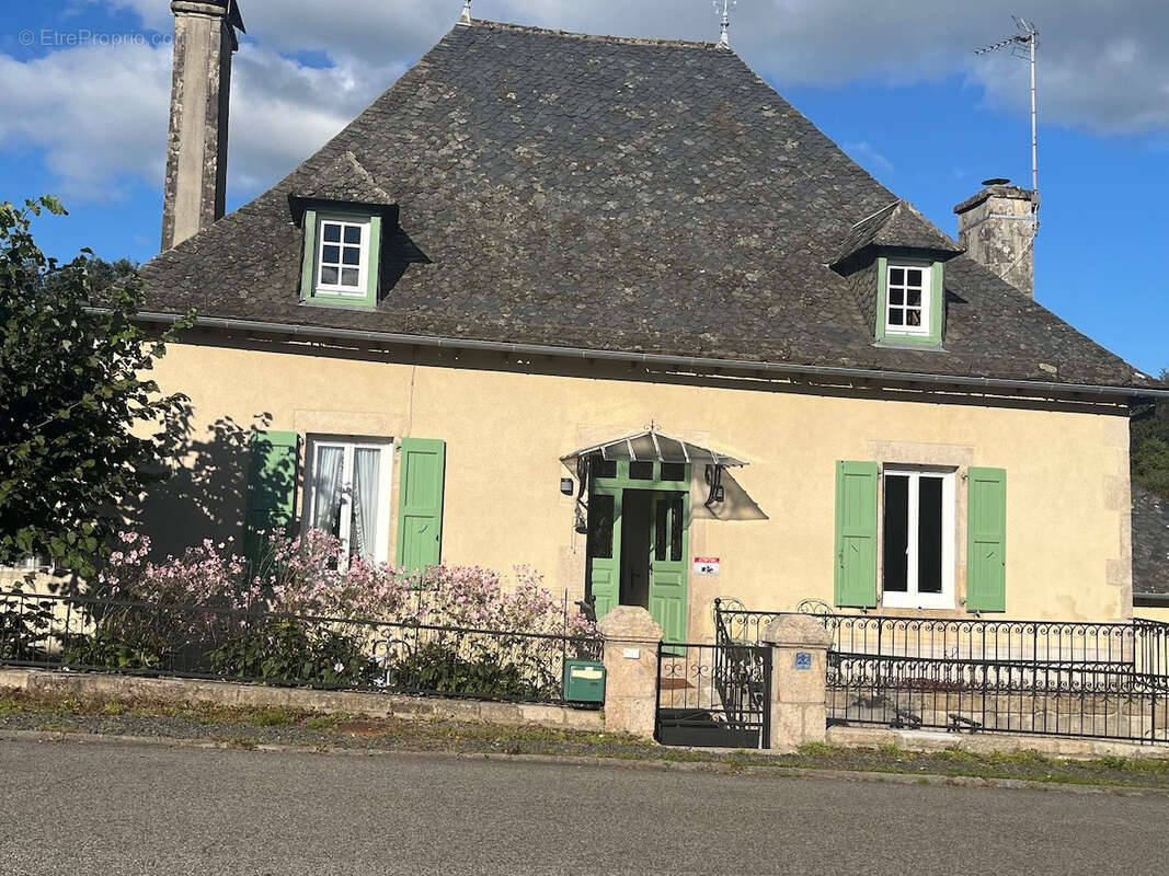 Maison à SAINT-PRIVAT