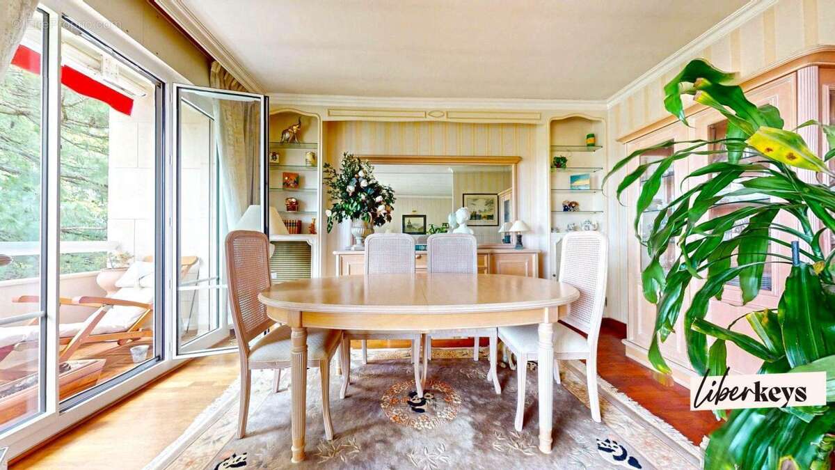 Appartement à MAISONS-LAFFITTE
