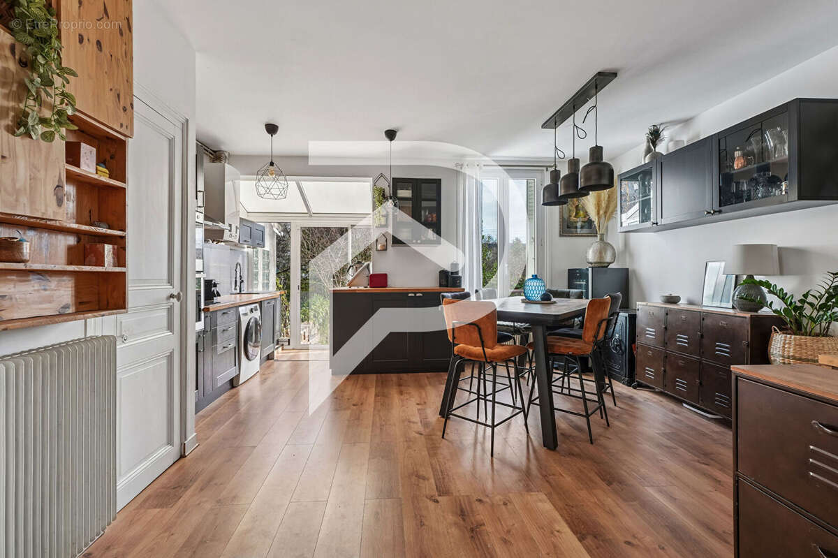Maison à COLOMBES