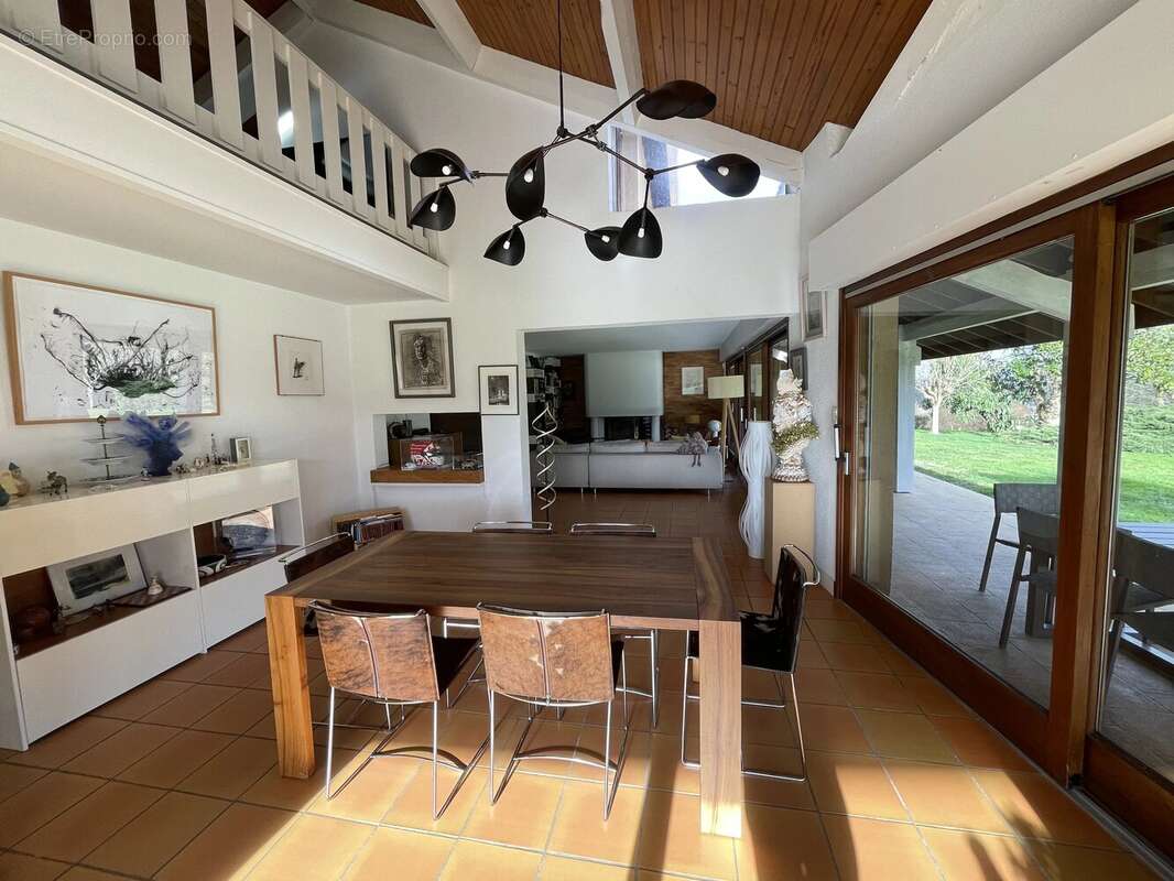 Maison à CASTELJALOUX